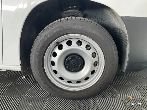 TOYOTA PROACE CITY - voiture d'occasion - Photo 8