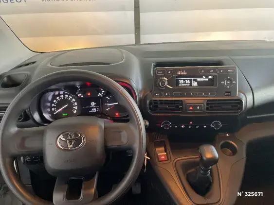 TOYOTA PROACE CITY - voiture d'occasion - Photo 9