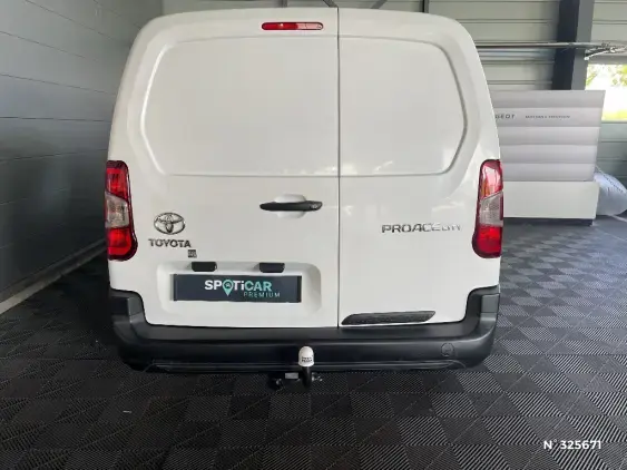 TOYOTA PROACE CITY - voiture d'occasion - Photo 6