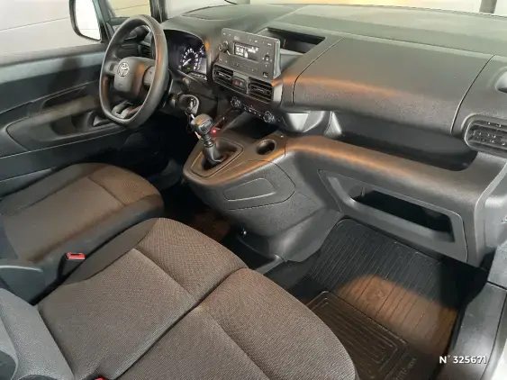 TOYOTA PROACE CITY - voiture d'occasion - Photo 10