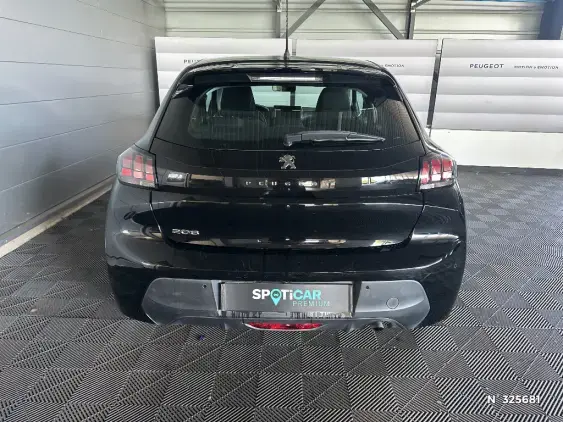PEUGEOT 208 II - voiture d'occasion - Photo 6