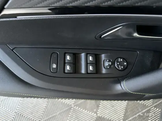 PEUGEOT 2008 II - voiture d'occasion - Photo 29