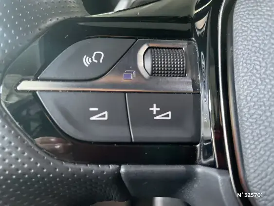 PEUGEOT 208 II - voiture d'occasion - Photo 26