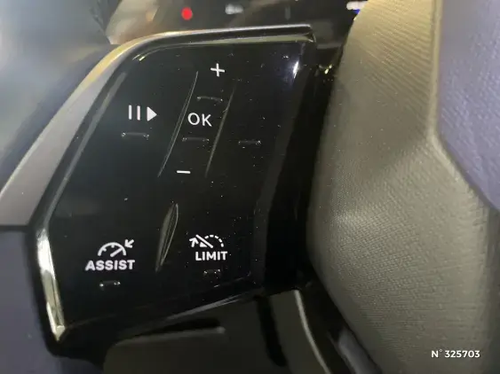 PEUGEOT 3008 III - voiture d'occasion - Photo 27