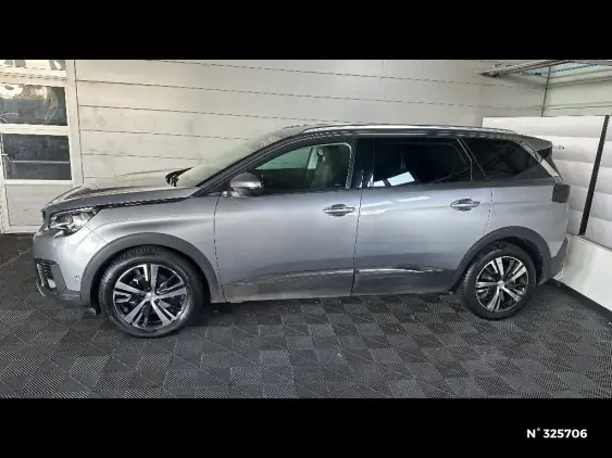 PEUGEOT 5008 II - voiture d'occasion - Photo 2