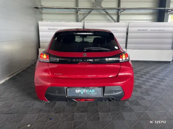PEUGEOT 208 II - voiture d'occasion - Photo 6