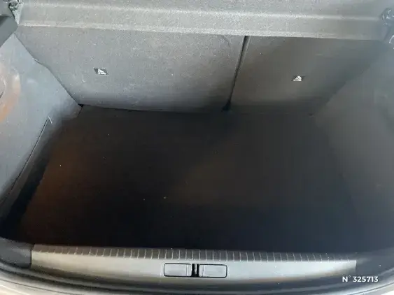 PEUGEOT 208 ELECTRIQUE II - voiture d'occasion - Photo 7