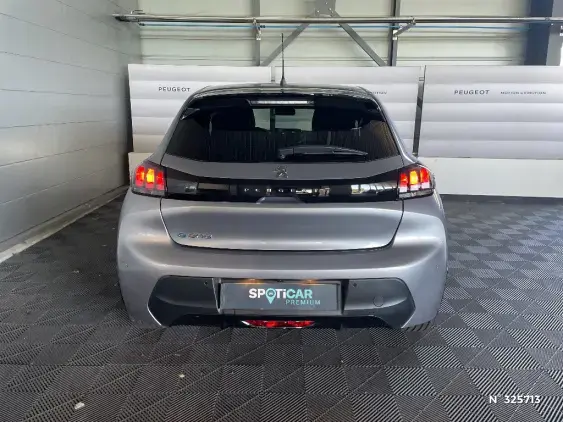 PEUGEOT 208 ELECTRIQUE II - voiture d'occasion - Photo 6