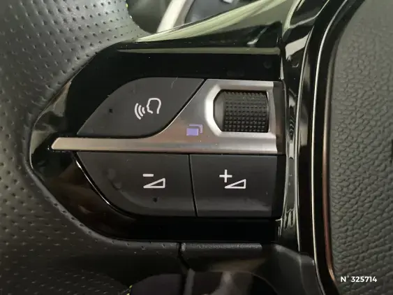 PEUGEOT 208 II - voiture d'occasion - Photo 26