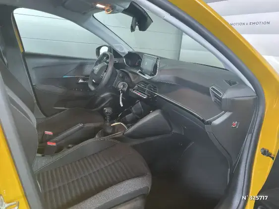 PEUGEOT 208 II - voiture d'occasion - Photo 10