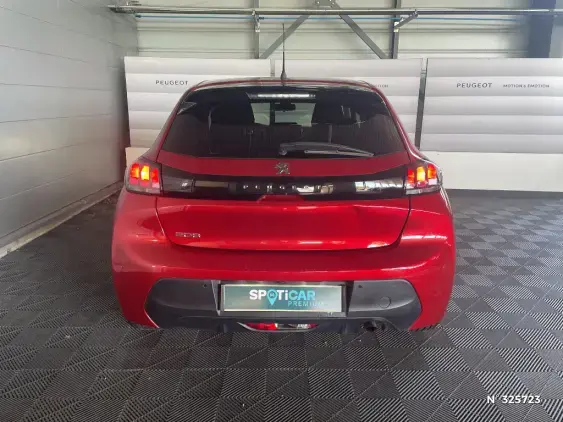 PEUGEOT 208 II - voiture d'occasion - Photo 6