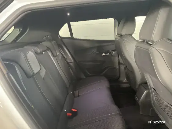 PEUGEOT 2008 II - voiture d'occasion - Photo 11