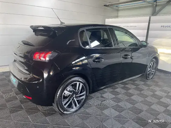 PEUGEOT 208 II - voiture d'occasion - Photo 4