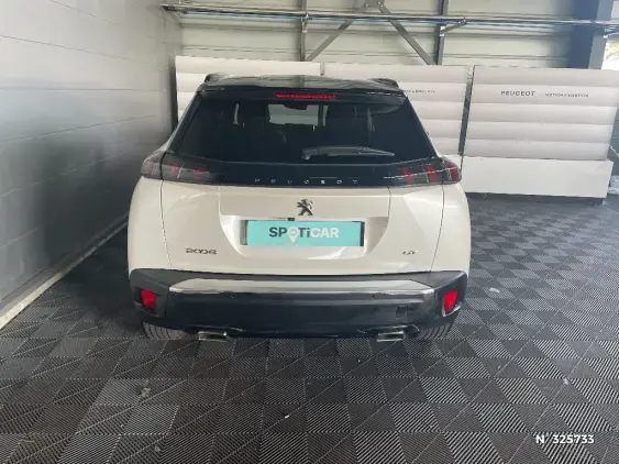 PEUGEOT 2008 II - voiture d'occasion - Photo 6