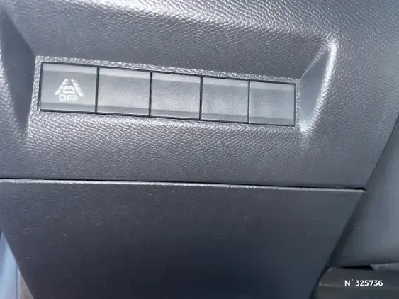 PEUGEOT 208 ELECTRIQUE II - voiture d'occasion - Photo 15