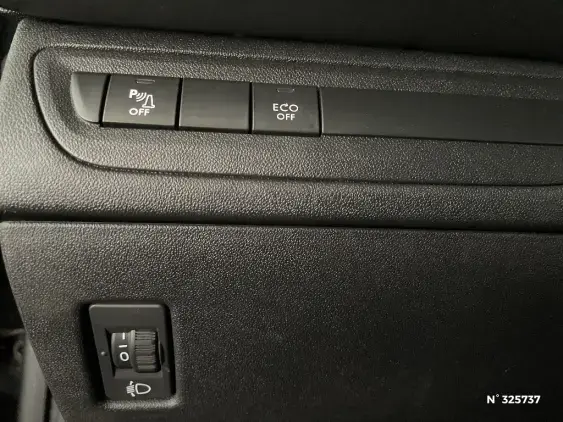 PEUGEOT 2008 - voiture d'occasion - Photo 15