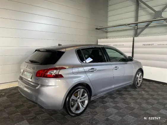 PEUGEOT 308 II - voiture d'occasion - Photo 4