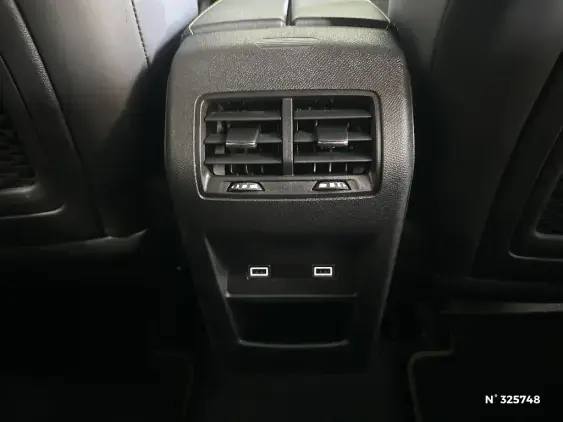 PEUGEOT 308 III - voiture d'occasion - Photo 27