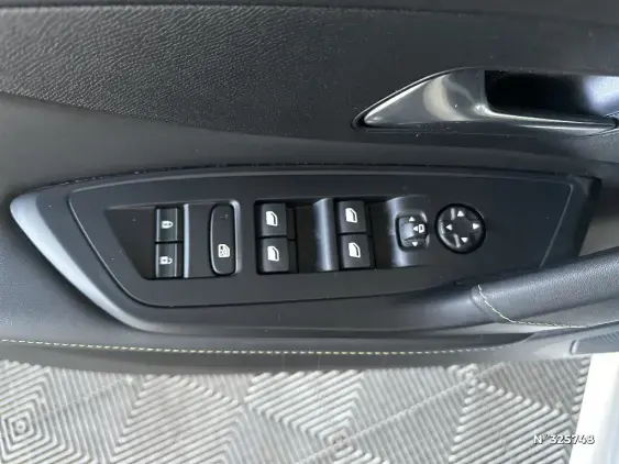 PEUGEOT 308 III - voiture d'occasion - Photo 33