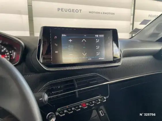 PEUGEOT 208 II - voiture d'occasion - Photo 13