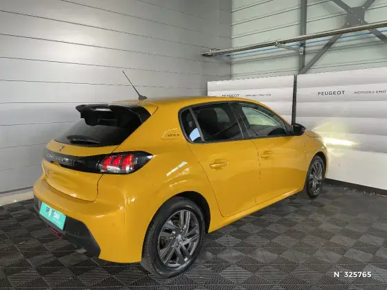 PEUGEOT 208 II - voiture d'occasion - Photo 4