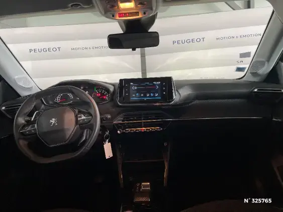 PEUGEOT 208 II - voiture d'occasion - Photo 9