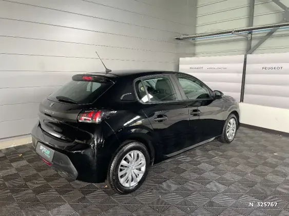 PEUGEOT 208 II - voiture d'occasion - Photo 4