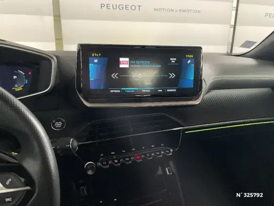 PEUGEOT 2008 ELECTRIQUE II - voiture d'occasion - Photo 13