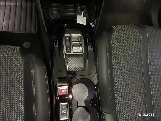 PEUGEOT 2008 ELECTRIQUE II - voiture d'occasion - Photo 27