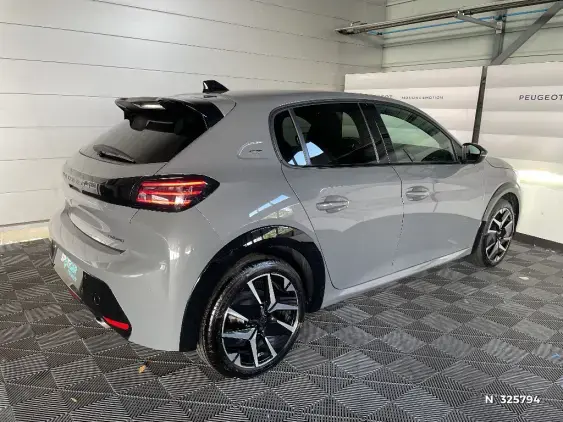 PEUGEOT 208 II - voiture d'occasion - Photo 4