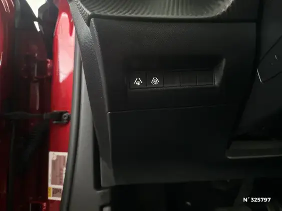 PEUGEOT 2008 ELECTRIQUE II - voiture d'occasion - Photo 15