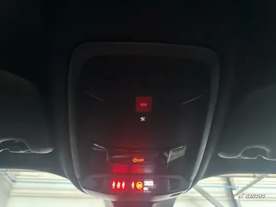 PEUGEOT 2008 ELECTRIQUE II - voiture d'occasion - Photo 29