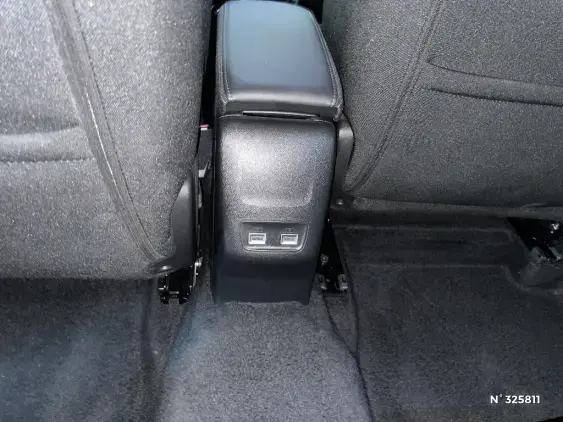 PEUGEOT 2008 ELECTRIQUE II - voiture d'occasion - Photo 26