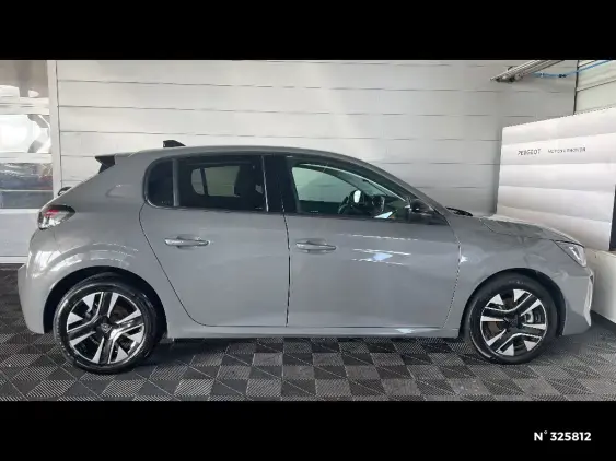 PEUGEOT 208 II - voiture d'occasion - Photo 5