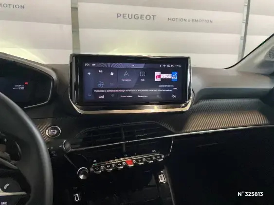 PEUGEOT 208 II - voiture d'occasion - Photo 13