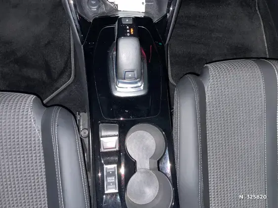 PEUGEOT 2008 II - voiture d'occasion - Photo 25