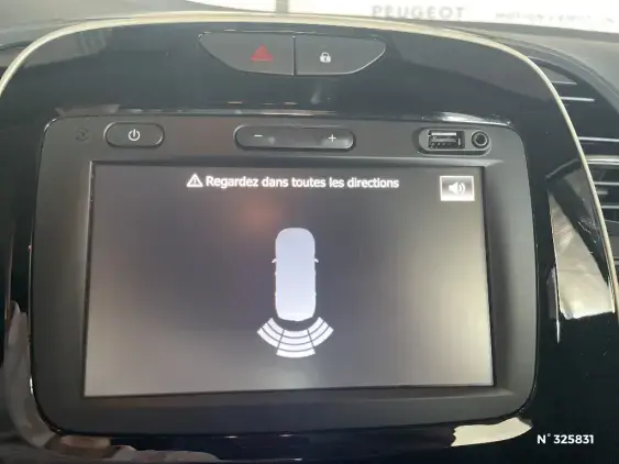 RENAULT CAPTUR - voiture d'occasion - Photo 14
