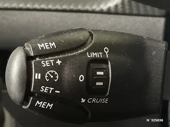 PEUGEOT 208 ELECTRIQUE II - voiture d'occasion - Photo 29