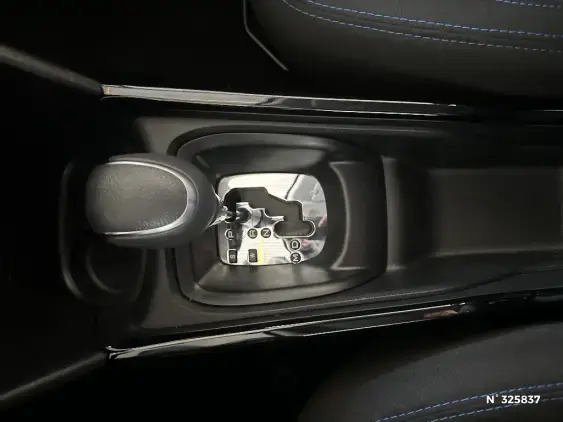 PEUGEOT 2008 - voiture d'occasion - Photo 27