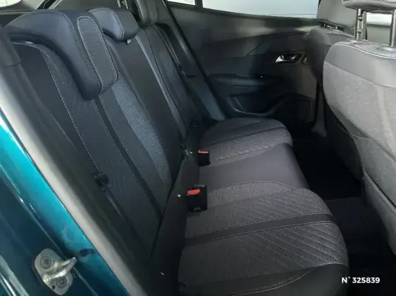 PEUGEOT 2008 II - voiture d'occasion - Photo 11