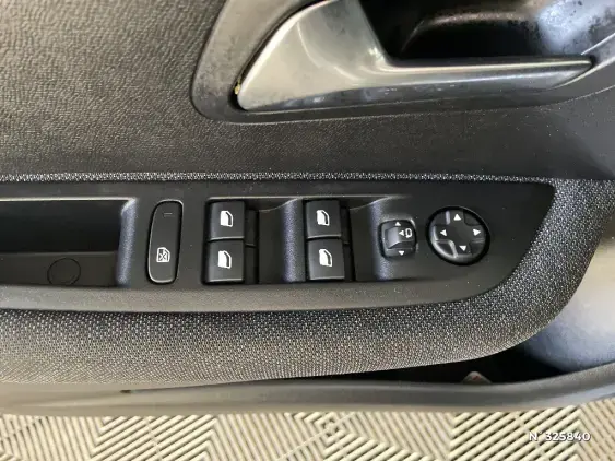 PEUGEOT 208 ELECTRIQUE II - voiture d'occasion - Photo 26