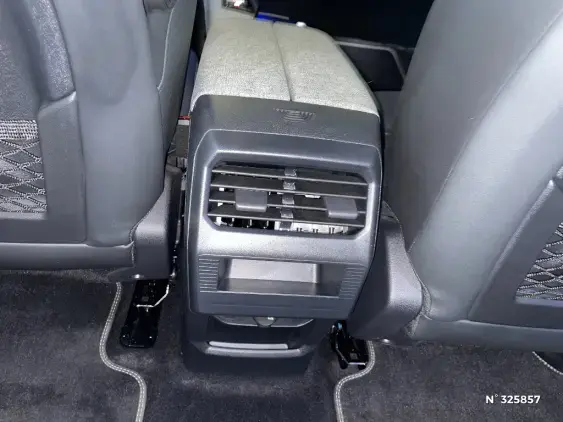 PEUGEOT 3008 ELECTRIQUE III - voiture d'occasion - Photo 25