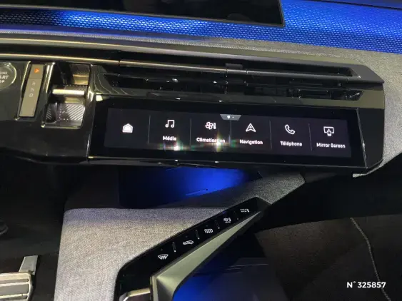 PEUGEOT 3008 ELECTRIQUE III - voiture d'occasion - Photo 30