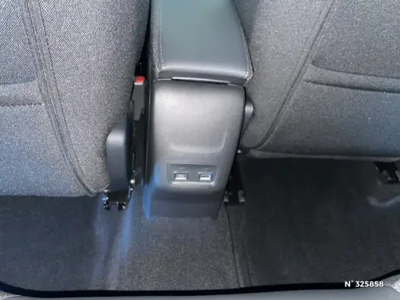 PEUGEOT 208 II - voiture d'occasion - Photo 26