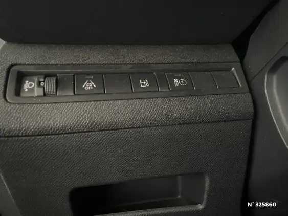 PEUGEOT 3008 II - voiture d'occasion - Photo 15