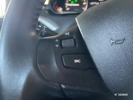 PEUGEOT 2008 - voiture d'occasion - Photo 27