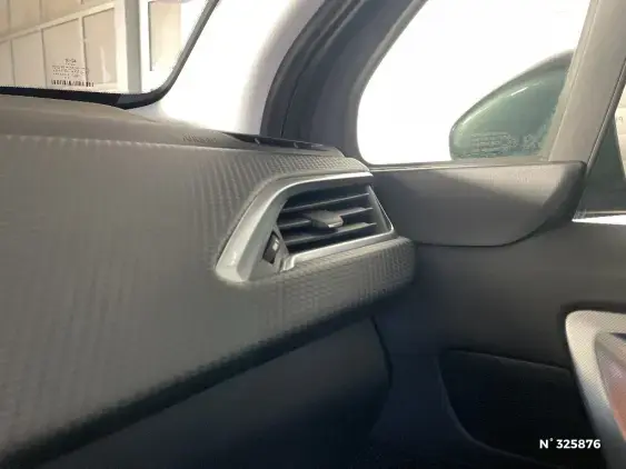 PEUGEOT 2008 - voiture d'occasion - Photo 30