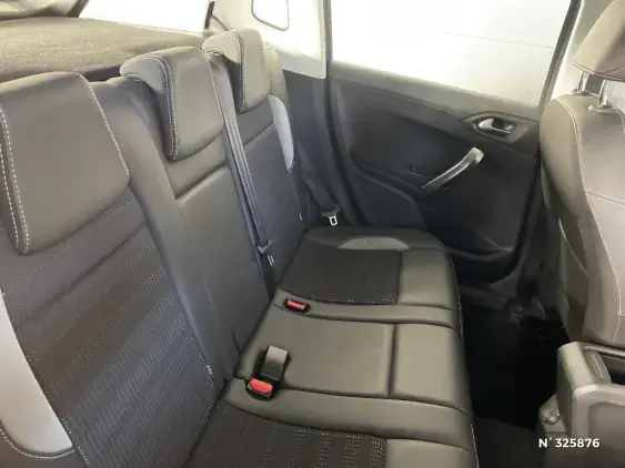 PEUGEOT 2008 - voiture d'occasion - Photo 11