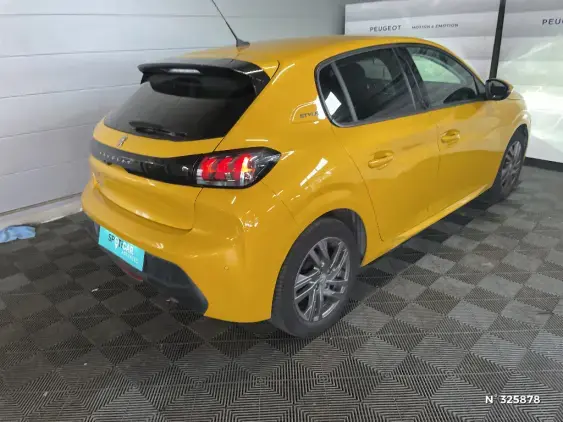 PEUGEOT 208 II - voiture d'occasion - Photo 4