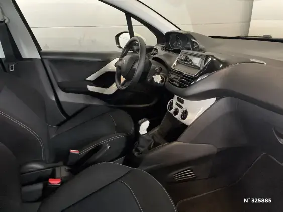 PEUGEOT 208 - voiture d'occasion - Photo 10
